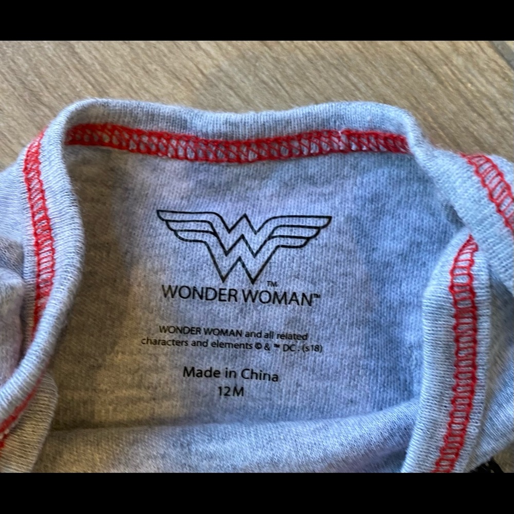 Wonder Woman Onesie with Cape - Picture 3 of 3